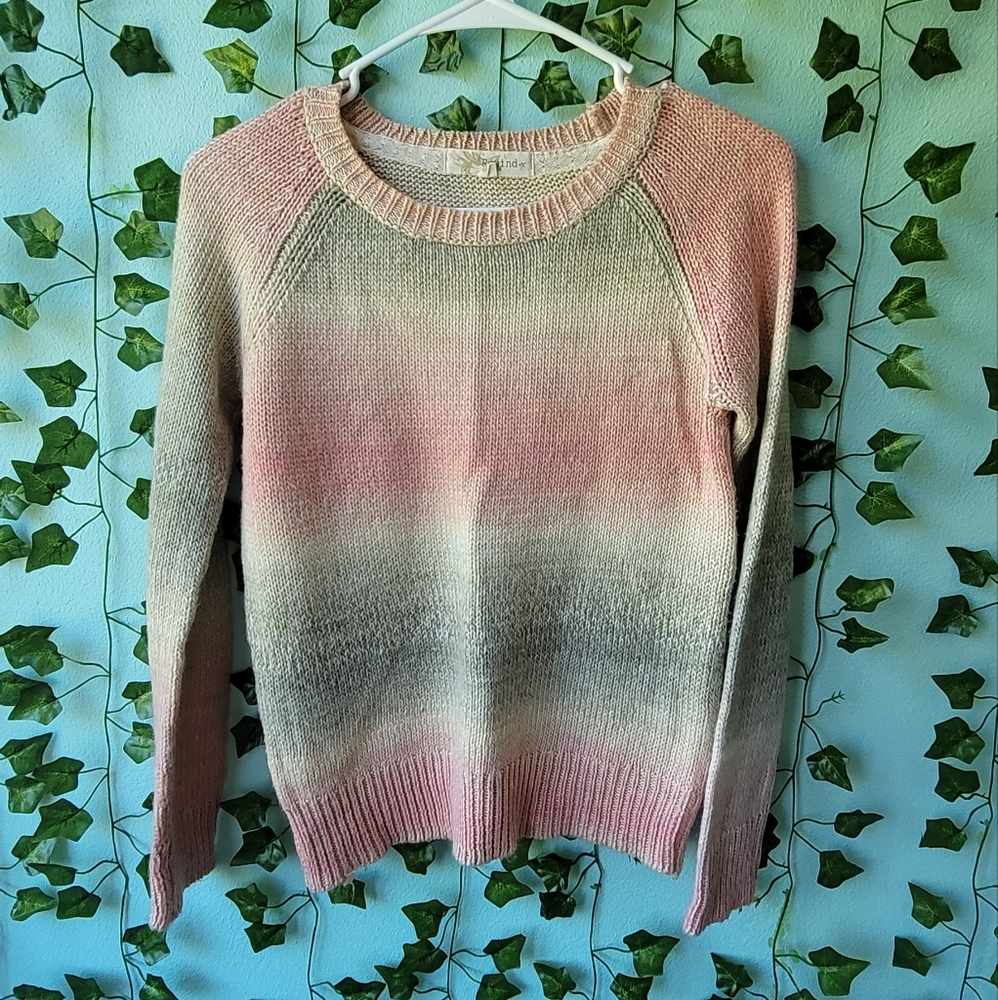 Rewind sweater in pink & gray, size small